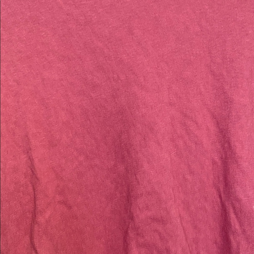 Red tee - Picture 2 of 6
